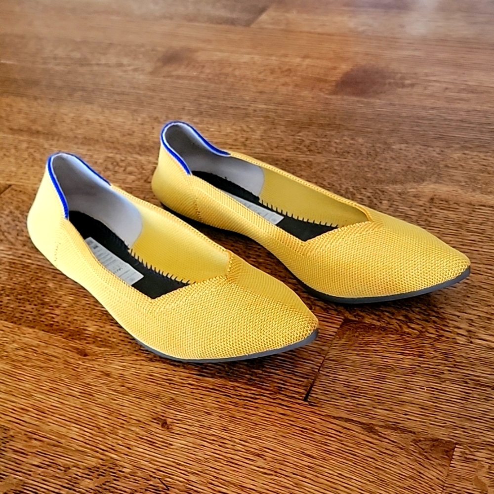 Rothy's size W10 golden ladies shoes